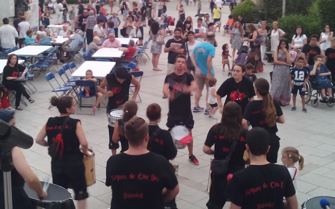 Gran i càlida acollida de La Marxa Som a Sabadell